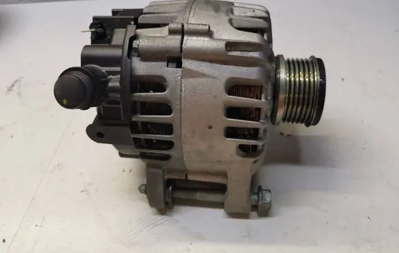 Peugeot 308 Generator/alternator 9835688980 2740557F 222122458