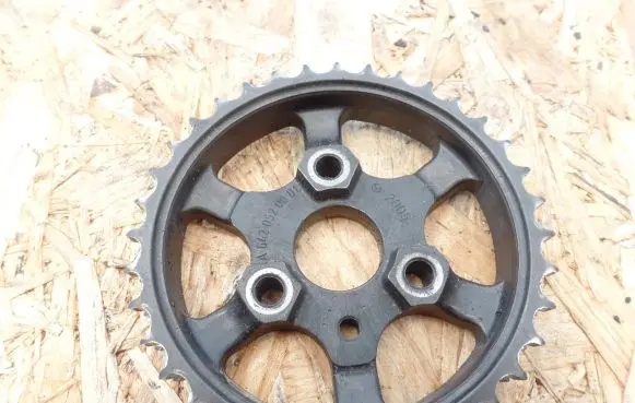 Jeep Grand Cherokee (WK) Timing chain sprocket A6420520001