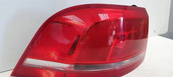 Volkswagen PASSAT B7 Rear/tail lights 3AF945095E