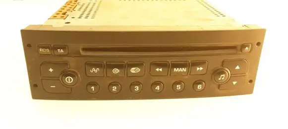 Peugeot 206 Radio/CD/DVD/GPS head unit PSARCD10000 4049