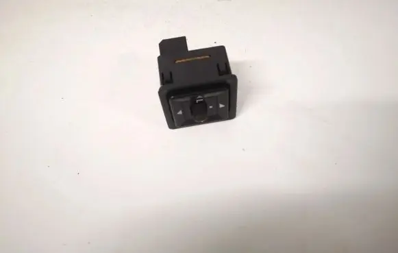 Mitsubishi Galant Wing mirror switch 2775