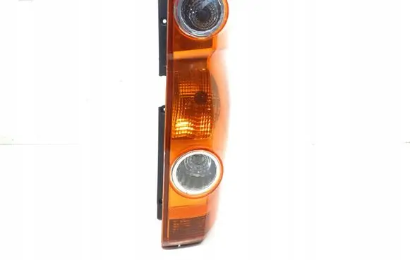 Tailgate rear/tail lights