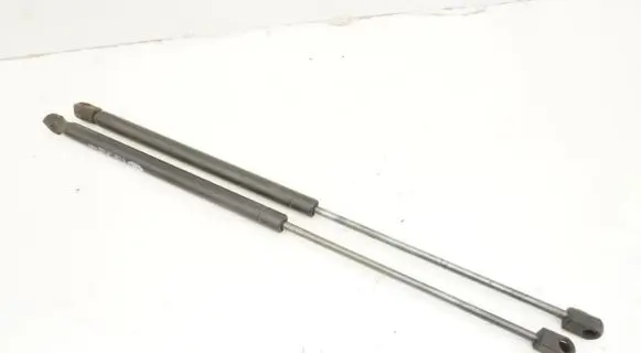 Ford Focus Shock absorber/damper mounting bracket 15J202