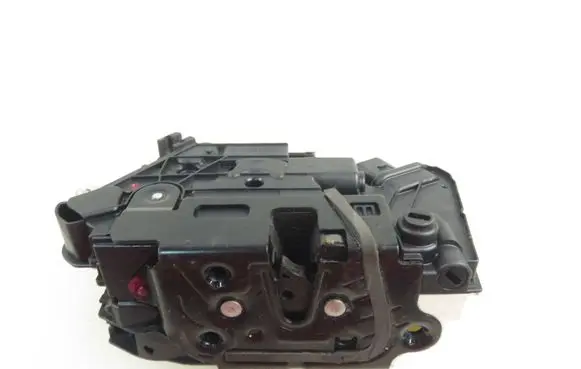 Skoda Superb B6 (3T) Rear door lock 5N0839016D