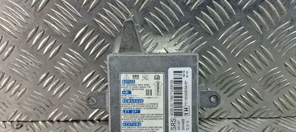Honda CR-V Airbag control unit/module 77960T1GE930M4
