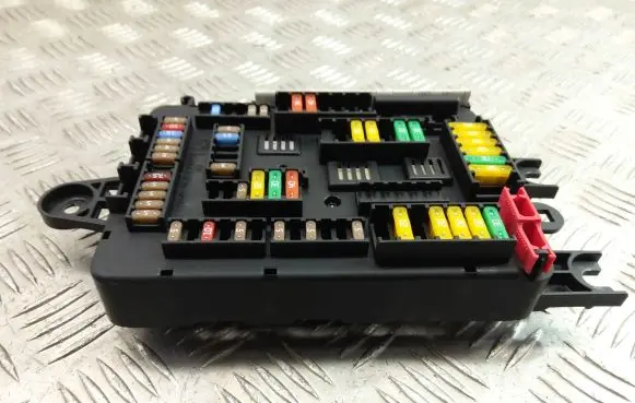 BMW 4 F32 F33 Fuse box set 9337880