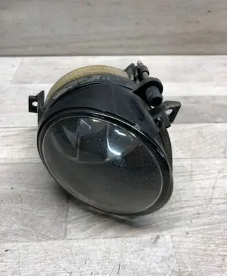 Volkswagen Touran I Front fog light 27128700
