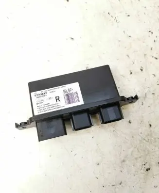 Renault Scenic III - Grand scenic III Light module LCM 260550002R 89902371F