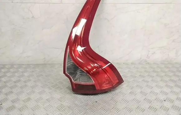 Volvo XC60 Rear/tail lights 31323035