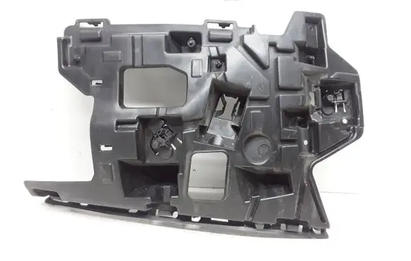 Volvo V40 Front bumper mounting bracket 31425002