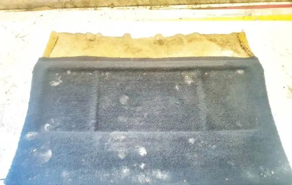 Parcel shelf