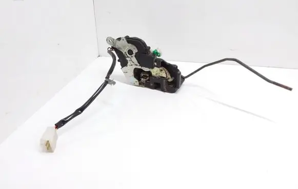 Mazda 626 Front door lock