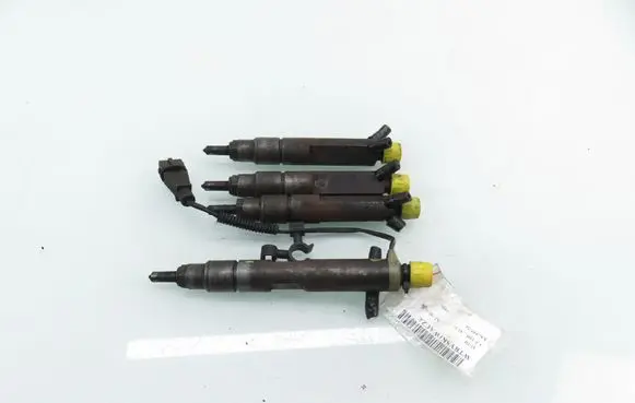 Audi A3 S3 8L Fuel injectors set 038130201G 038130201F