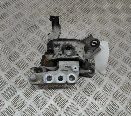 Toyota RAV 4 (XA50) Engine mount bracket 1230525050