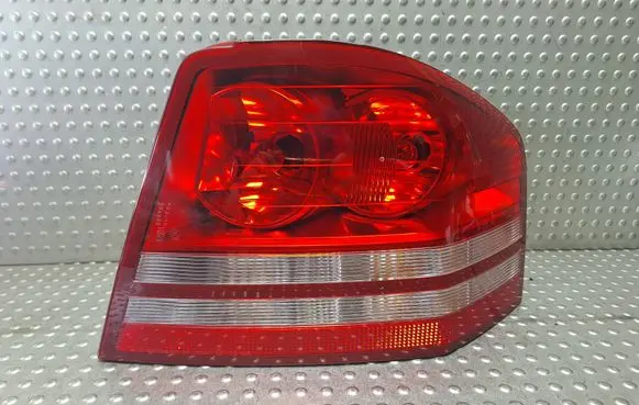 Dodge Avenger Rear/tail lights S27725850