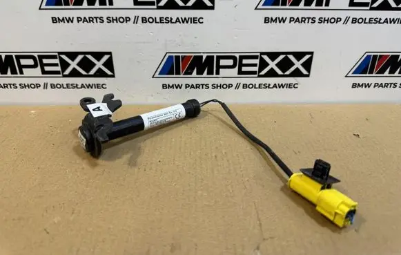 BMW 1 F40 Bonnet Pedestrian Airbag Actuator 7450943