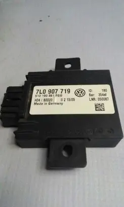 Volkswagen Touareg I Alarm control unit/module 7L0907719