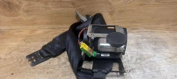 Volvo XC90 Rear seatbelt 30661928