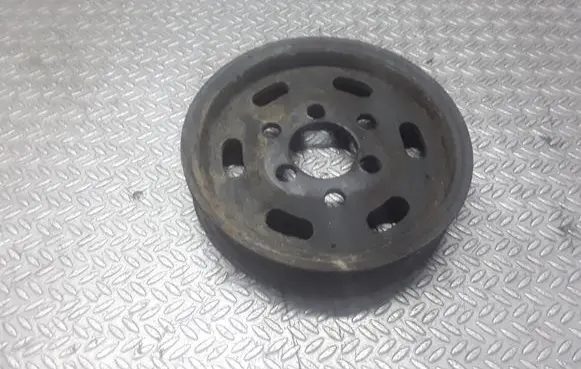 Volkswagen Bora Power steering pump pulley 038145255A