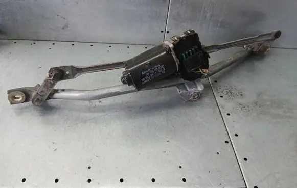 Audi A6 S6 C5 4B Front wiper linkage 4B1955113