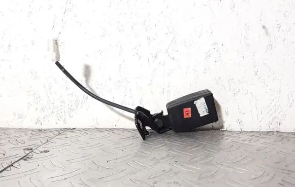 Hyundai i20 (PB PBT) Front seatbelt buckle