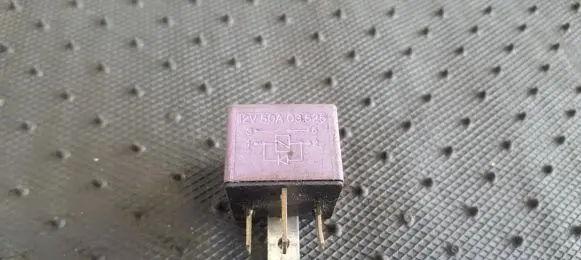 Renault Scenic I Other relay 12V50A03525 12V50A03.525