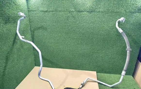 Volkswagen Crafter Air conditioning (A/C) pipe/hose 7C0816743E 00031112AM 7C0816744B