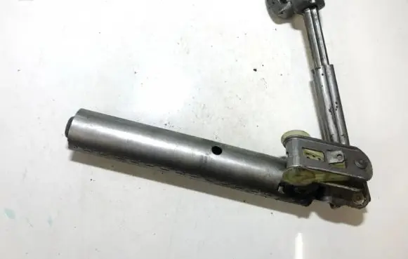 Volkswagen Golf IV Steering wheel axle