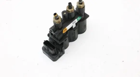 Land Rover Range Rover L405 Air suspension control unit module (rear) CPLA5B710AD