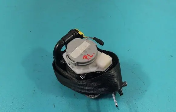 Skoda Octavia Mk3 (5E) Front seatbelt 3066322 IMPRK1455444