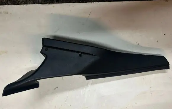 BMW 4 F36 Gran coupe (D)pillar trim (top) 7309527 20024110