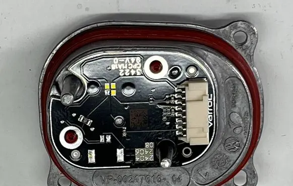 Volkswagen ID.4 LED ballast control module P00217616