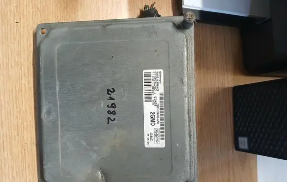 Ford Focus Engine control unit/module 7M51-12A650-AFD 7M5112A650AFD S118934202D