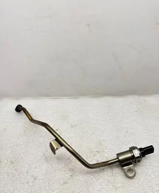 BMW 5 G30 G31 G38 Exhaust gas pressure sensor 8570936