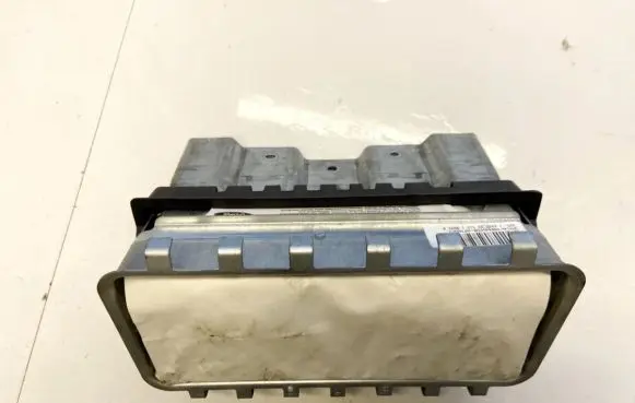 Ford Fusion Passenger airbag 