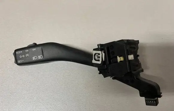 Volkswagen Touran I Indicator stalk 1K0953513A 01103501 10350153246691