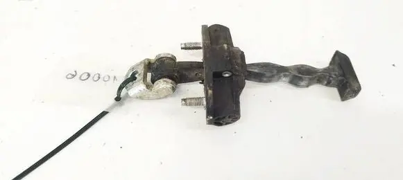 Front door check strap stopper