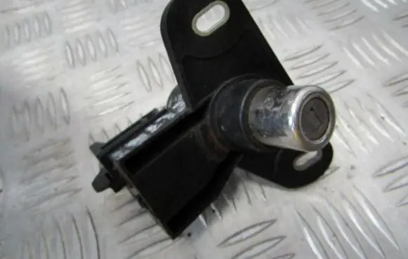 Opel Vectra B Tailgate exterior lock 