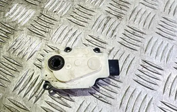 Opel Crossland X Radiator active air flap actuator 39033018