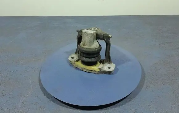 Volvo XC60 Engine mount vacuum valve 32298661