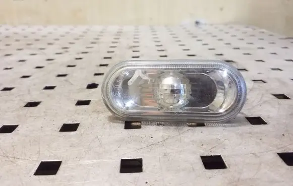 Volkswagen Bora Front fender indicator light 1J0949117