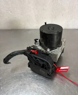 Volkswagen Fox Master brake cylinder