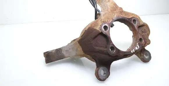 Nissan Leaf I (ZE0) Front wheel hub spindle knuckle
