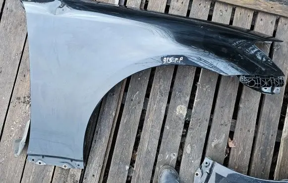 Lexus IS 220D-250-350 Fender