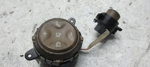 Mercedes-Benz S W221 Steering wheel airbag 2218210551