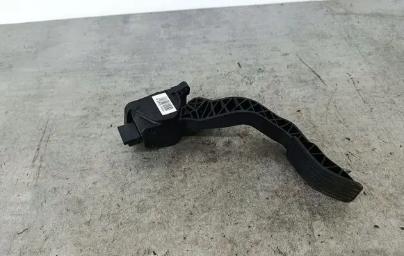 Citroen C4 I Accelerator throttle pedal F00C3E2045