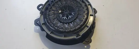 Opel Mokka X Rear door speaker