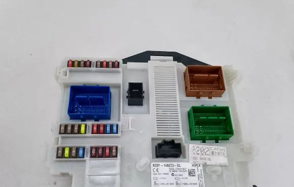Ford Mondeo MK IV Fuse box set BG9T-14A073-DL