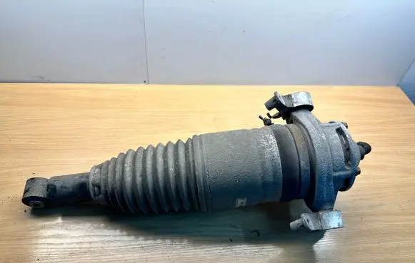 Volkswagen Touareg II Air suspension rear shock absorber 7P6616019K 7P6616503H