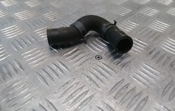 Volkswagen PASSAT B8 Engine coolant pipe/hose 5Q0122157CK